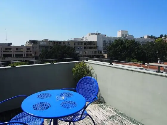 Executive Oda, Balkon