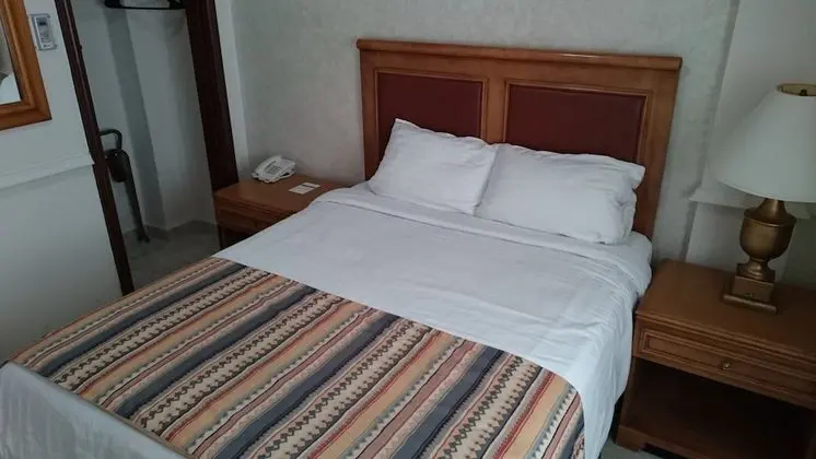 Standard Oda, 1 Büyük (Queen) Boy Yatak