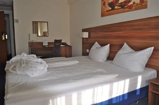 Comfort Tek Büyük veya İki Ayrı Yataklı Oda