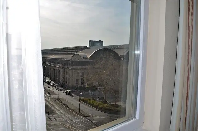 Comfort Tek Büyük veya İki Ayrı Yataklı Oda