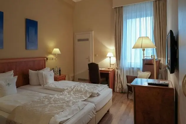 Tek Büyük Yataklı Oda (Weekend Package incl WellnessFitness)