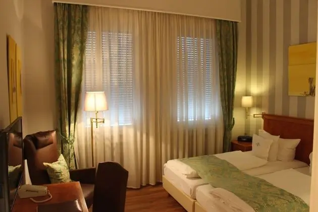 Tek Büyük Yataklı Oda (Weekend Package incl WellnessFitness)