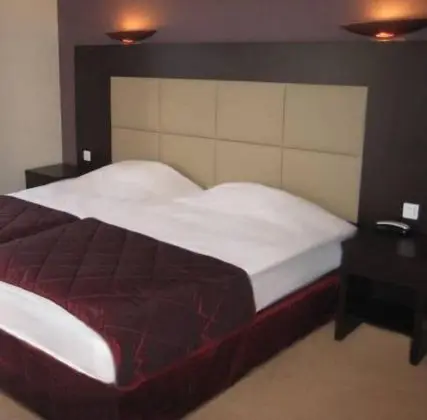 Comfort Tek Büyük veya İki Ayrı Yataklı Oda, Balkon