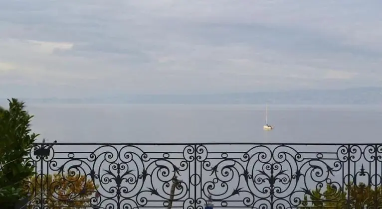 Comfort Tek Büyük veya İki Ayrı Yataklı Oda, Balkon