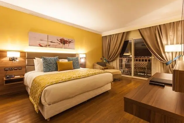 Suite Prestige a une chambre-Vue Piscine