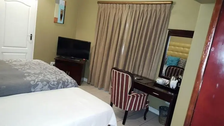 Oda, 1 Yatak Odası, Engellilere Uygun, Buzdolabı