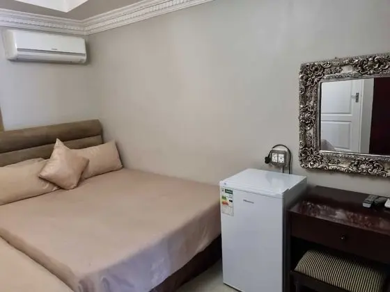 Oda, 1 Yatak Odası, Engellilere Uygun, Buzdolabı