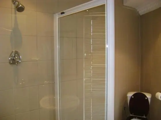 Oda, 1 Yatak Odası, Engellilere Uygun, Buzdolabı