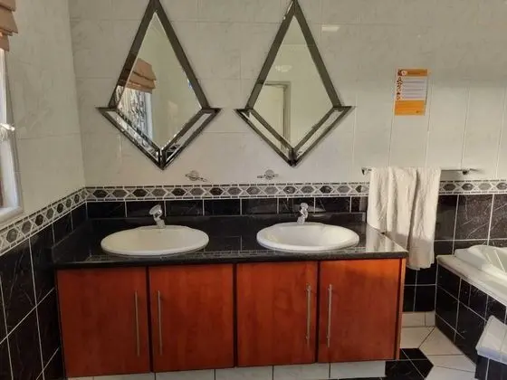 Oda, 1 Yatak Odası, Engellilere Uygun, Buzdolabı