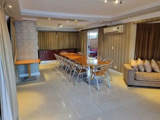 Oda, 1 Yatak Odası, Engellilere Uygun, Buzdolabı