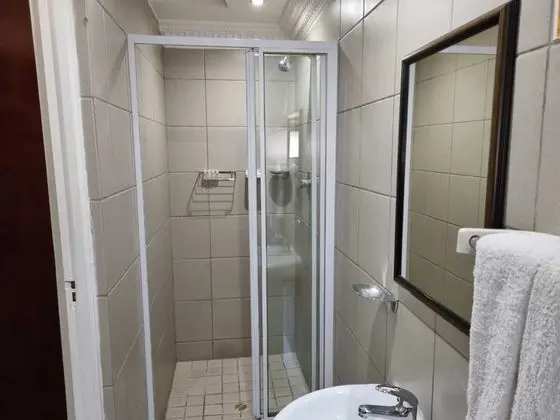 Oda, 1 Yatak Odası, Engellilere Uygun, Buzdolabı