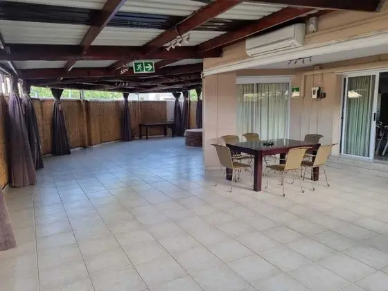 Oda, 1 Yatak Odası, Engellilere Uygun, Buzdolabı