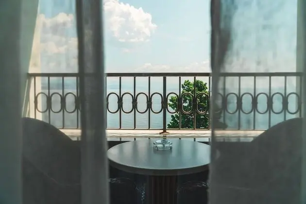 Superior Tek Büyük Yataklı Oda, Balkon, Deniz Manzaralı