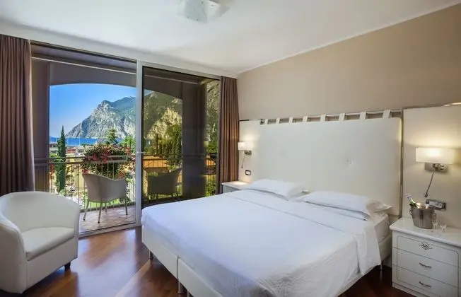 Deluxe Tek Büyük veya İki Ayrı Yataklı Oda, Balkon (vista panoramica)