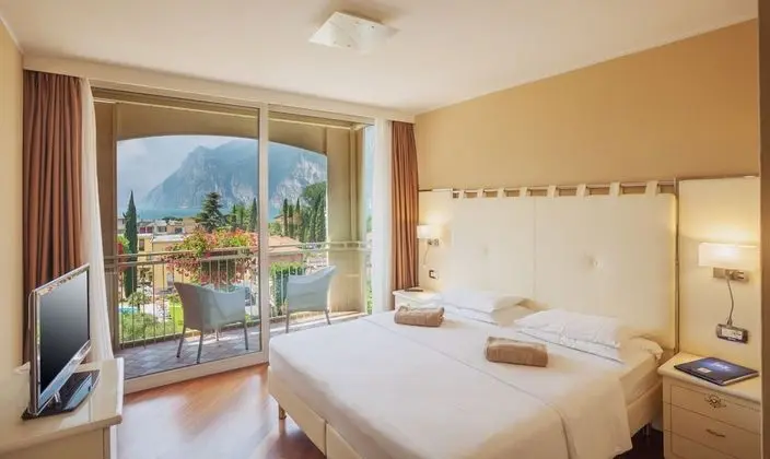 Deluxe Tek Büyük veya İki Ayrı Yataklı Oda, Balkon (vista panoramica)