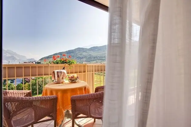 Superior Üç Kişilik Oda, Balkon