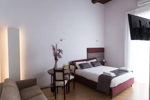 Romantic Tek Büyük Yataklı Oda, 1 Büyük (Queen) Boy Yatak ve Çekyat