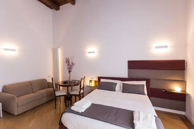 Romantic Tek Büyük Yataklı Oda, 1 Büyük (Queen) Boy Yatak ve Çekyat