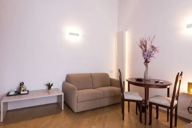 Romantic Tek Büyük Yataklı Oda, 1 Büyük (Queen) Boy Yatak ve Çekyat