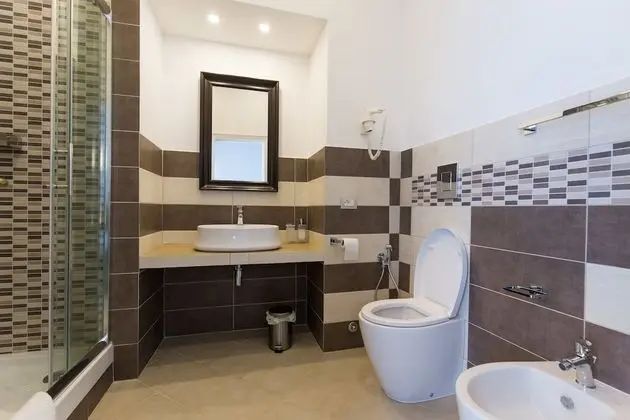 Romantic Tek Büyük Yataklı Oda, 1 Büyük (Queen) Boy Yatak ve Çekyat