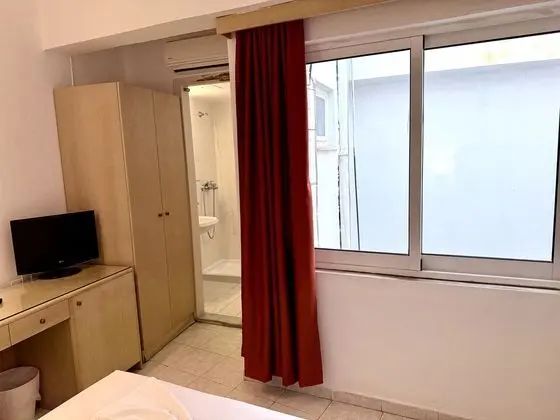 Economy Tek Büyük Yataklı Oda, 1 Çift Kişilik veya 2 Tek Kişilik Yatak