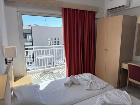 Standard Tek Büyük Yataklı Oda, 1 Çift Kişilik veya 2 Tek Kişilik Yatak, Şehir Manzaralı