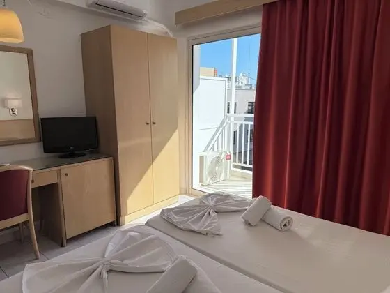 Standard Tek Büyük Yataklı Oda, 1 Çift Kişilik veya 2 Tek Kişilik Yatak, Şehir Manzaralı