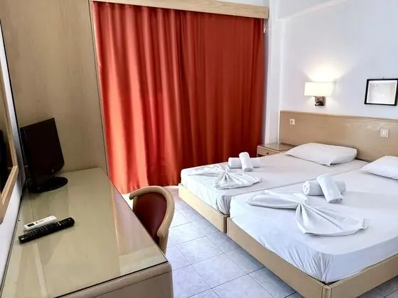 Standard Tek Büyük Yataklı Oda, 1 Çift Kişilik veya 2 Tek Kişilik Yatak, Şehir Manzaralı