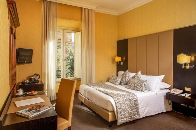 Family Oda (Two Connecting Double Rooms)