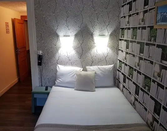 Standard Büyük Yataklı Tek Kişilik Oda