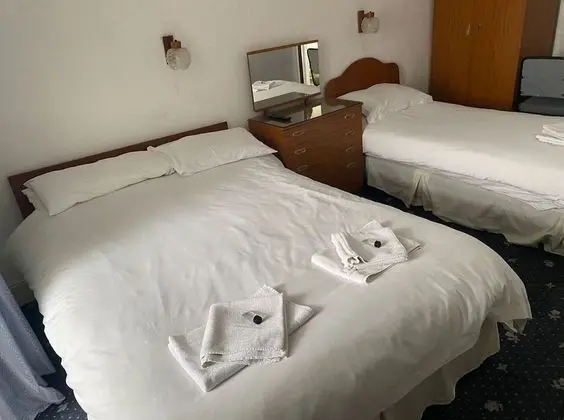 Comfort Üç Kişilik Oda, Banyolu/Duşlu