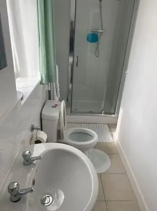 Comfort Üç Kişilik Oda, Banyolu/Duşlu