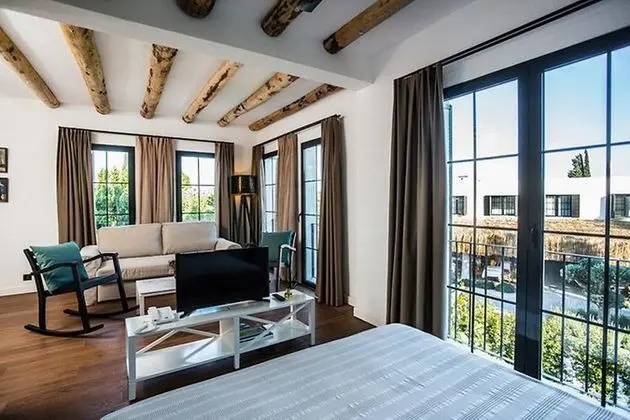 Suite - Tek Yatak Odalı, Bahçe Manzaralı