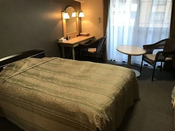 Tek Büyük Yataklı Oda, Sigara İçilmez