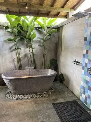 Deluxe Tek Büyük Yataklı Oda (2)