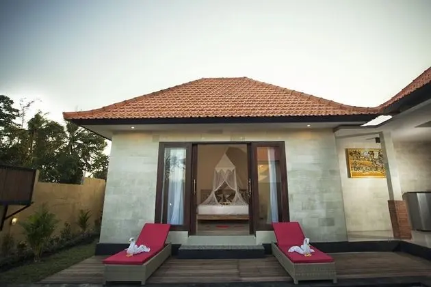 Honeymoon Villa