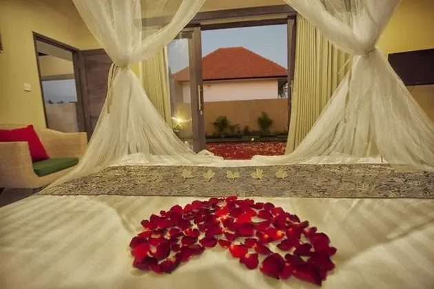 Honeymoon Villa