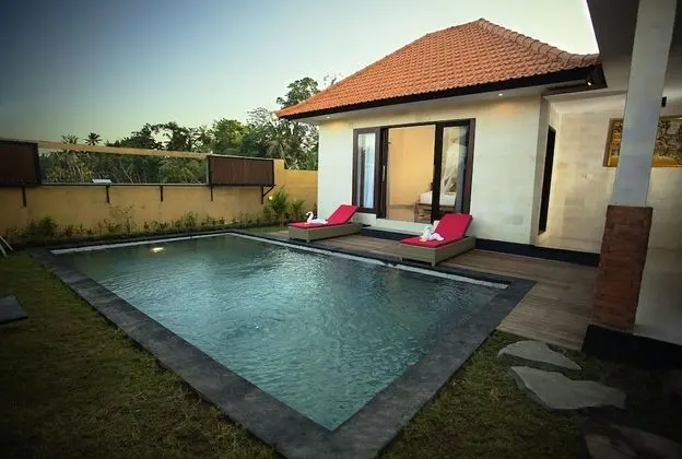 Honeymoon Villa