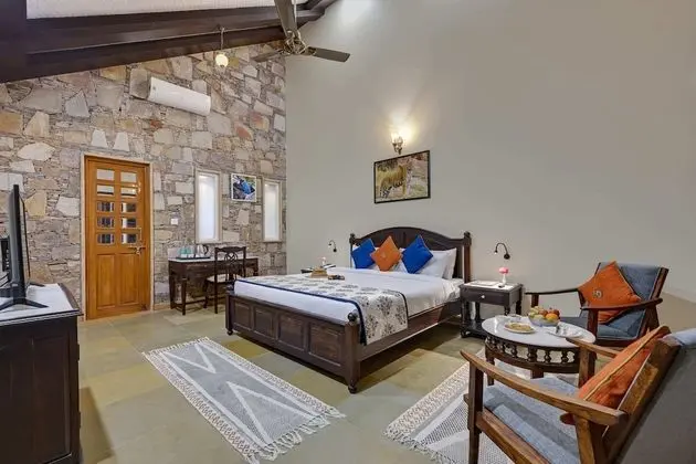 Kır Evi, Bahçe Manzaralı