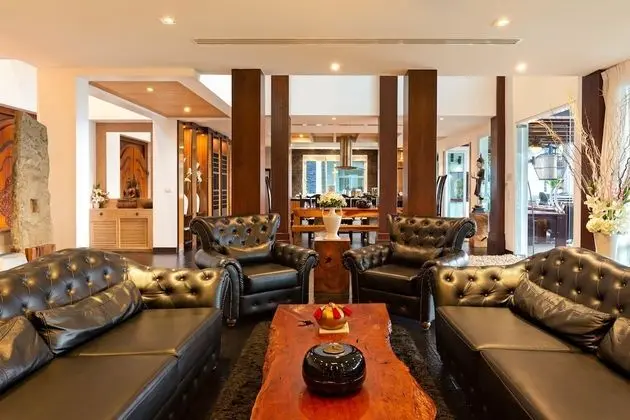 7-Bedroom Villa with Private Pool