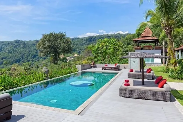 7-Bedroom Villa with Private Pool