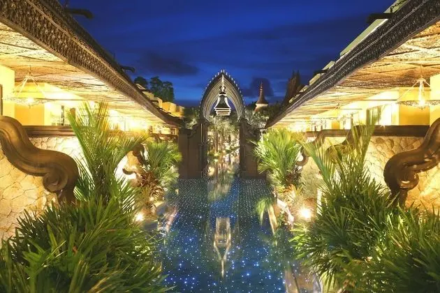 Cabana Suite Pool Access