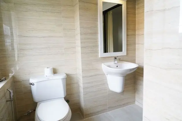 Deluxe Tek Büyük Yataklı Oda (with Window)