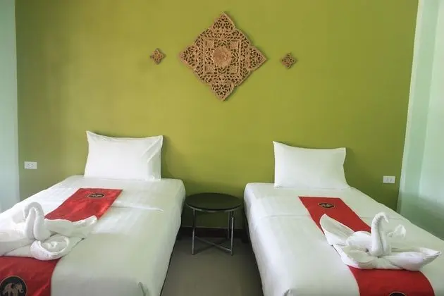 Standard Twin Mountain View Room