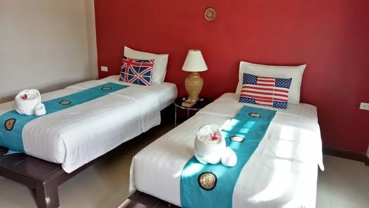 Standard Twin Mountain View Room