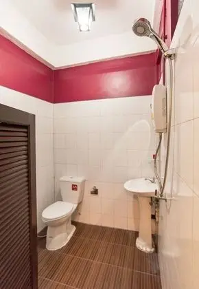 Suite with Air-Conditioner and Private Bathroom (Loft)