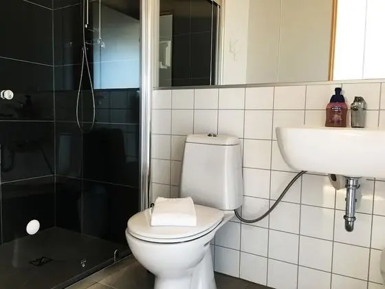 Üç Kişilik Oda, Özel Banyo