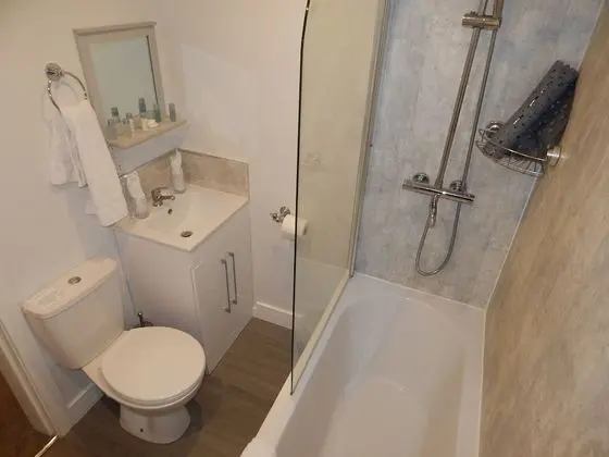 Deluxe Üç Kişilik Oda, Birden Çok Yatak