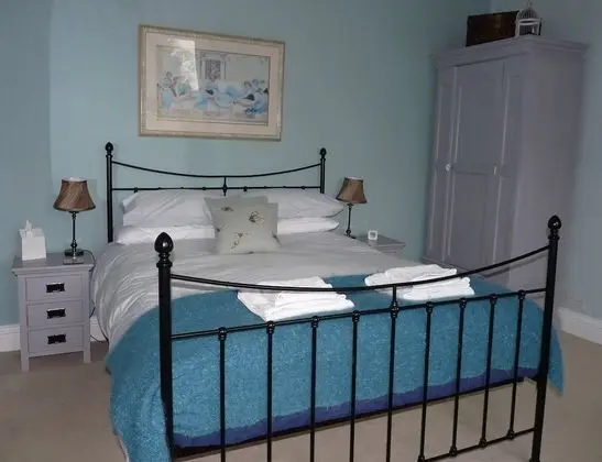 Superior Tek Büyük Yataklı Oda, Kısmi Deniz Manzaralı (King-Room 3)