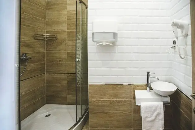 Tek Büyük Yataklı Oda, Özel Banyo (External)